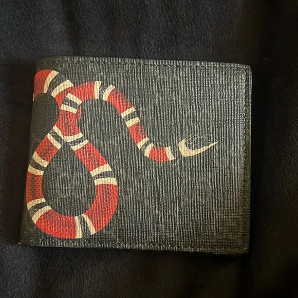 Gucci Wallet (Black) Snake design